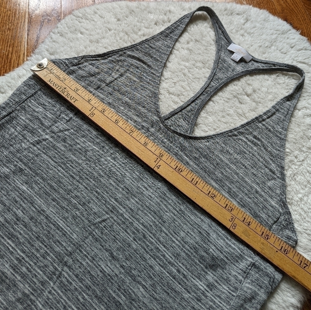 Aritzia wilfred racerback tank with side slits Heather grey medium - Picture 7 of 8